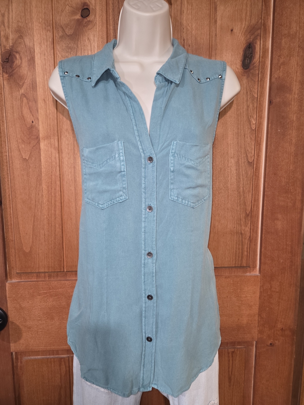 Rock & Republic Sleeveless Teal Button-Down Shirt